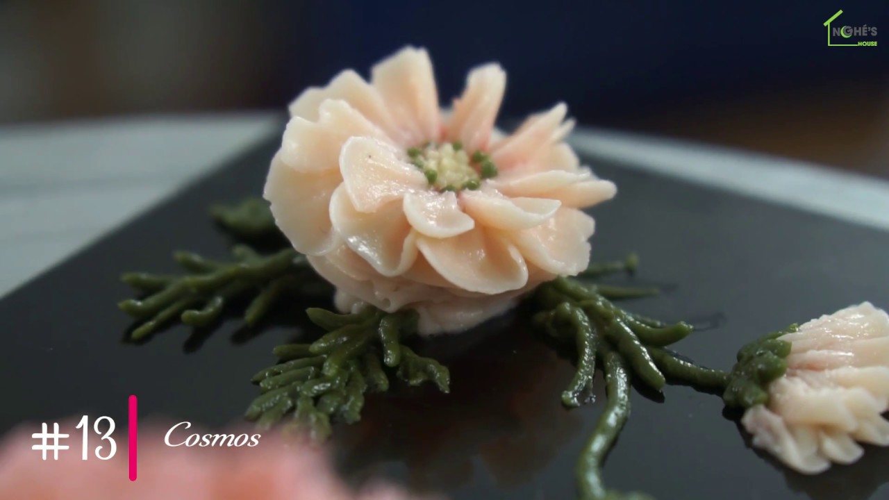 TUTORIAL MEMBUAT BUNGA MAWAR BUTTERCREAM AGAR TERLIHAT SEPERTI ASLI ... TUTORIAL MEMBUAT BUNGA MAWAR BUTTERCREAM AGAR TERLIHAT SEPERTI ASLI ...