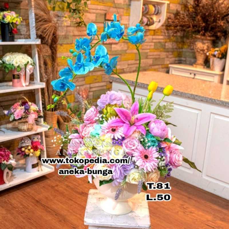ANEKA BENTUK DESAIN RANGKAIAN BUNGA | Florist for flower ANEKA BENTUK DESAIN RANGKAIAN BUNGA | Florist for flower